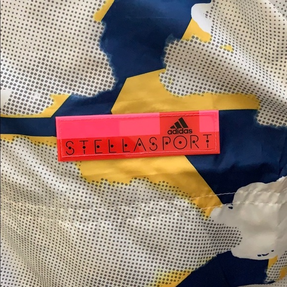 Adidas cloud rain coat - Picture 2 of 4